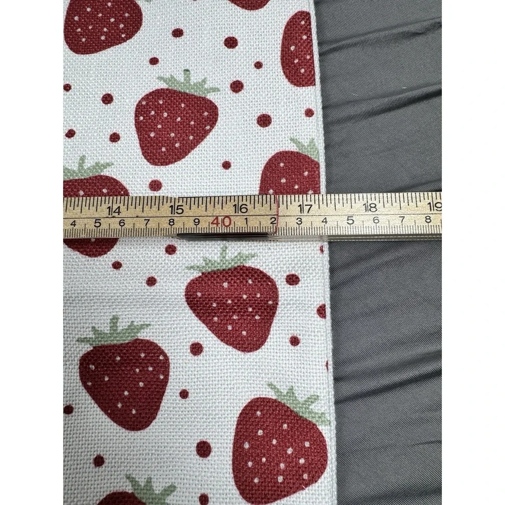 18x18 Strawberry‎ Zippered Pillow Cover
